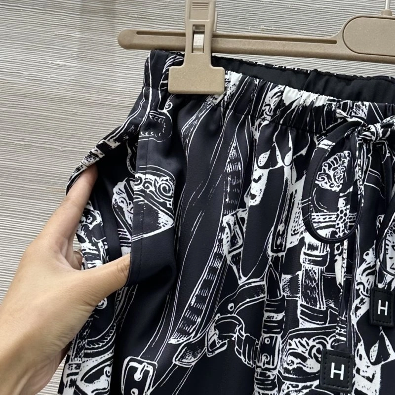 Efficient Unclassified Brand Long Pants 150547