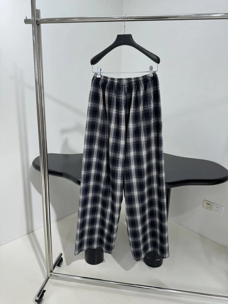 Bold Unclassified Brand Long Pants 155562