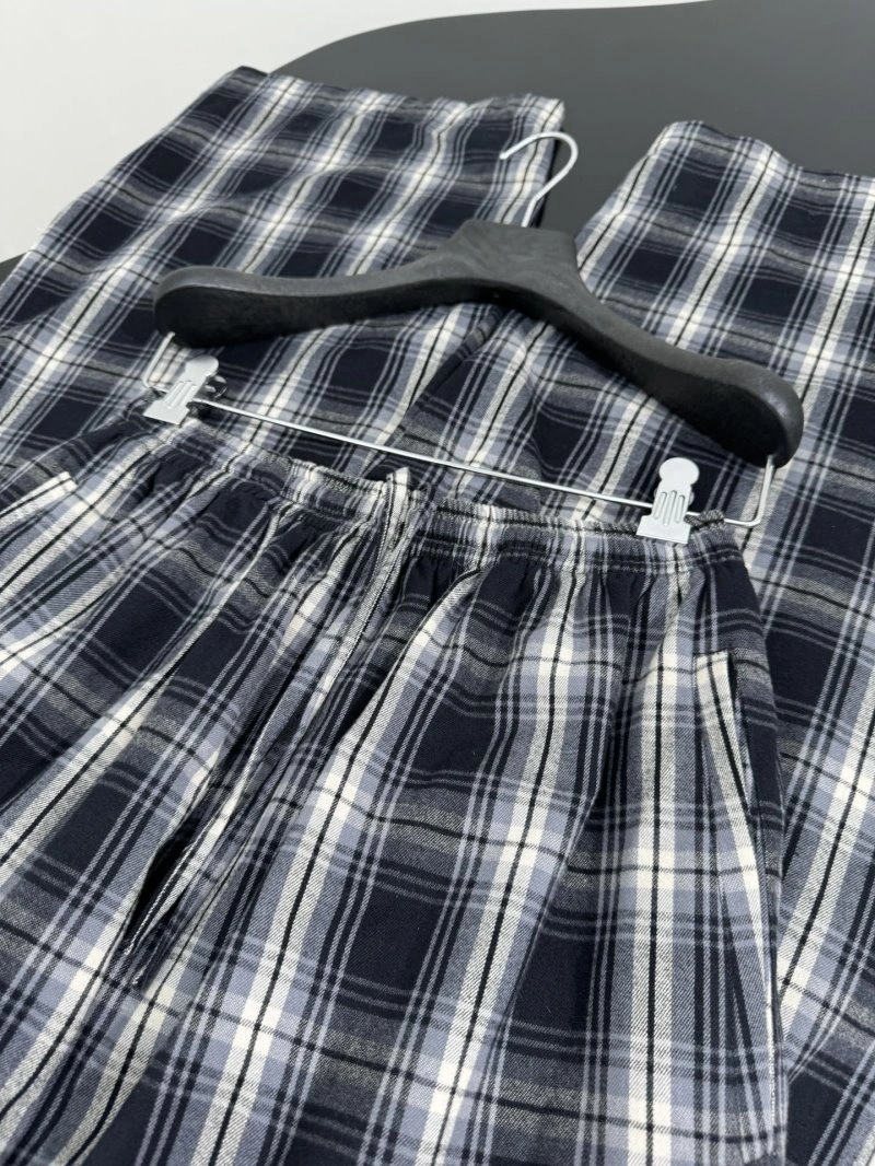 Bold Unclassified Brand Long Pants 155562