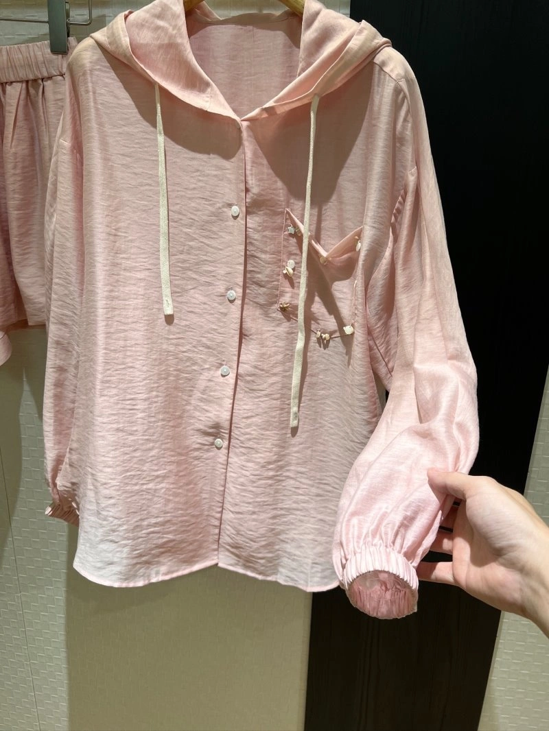 Attractive Unclassified Brand Long Suits 147577