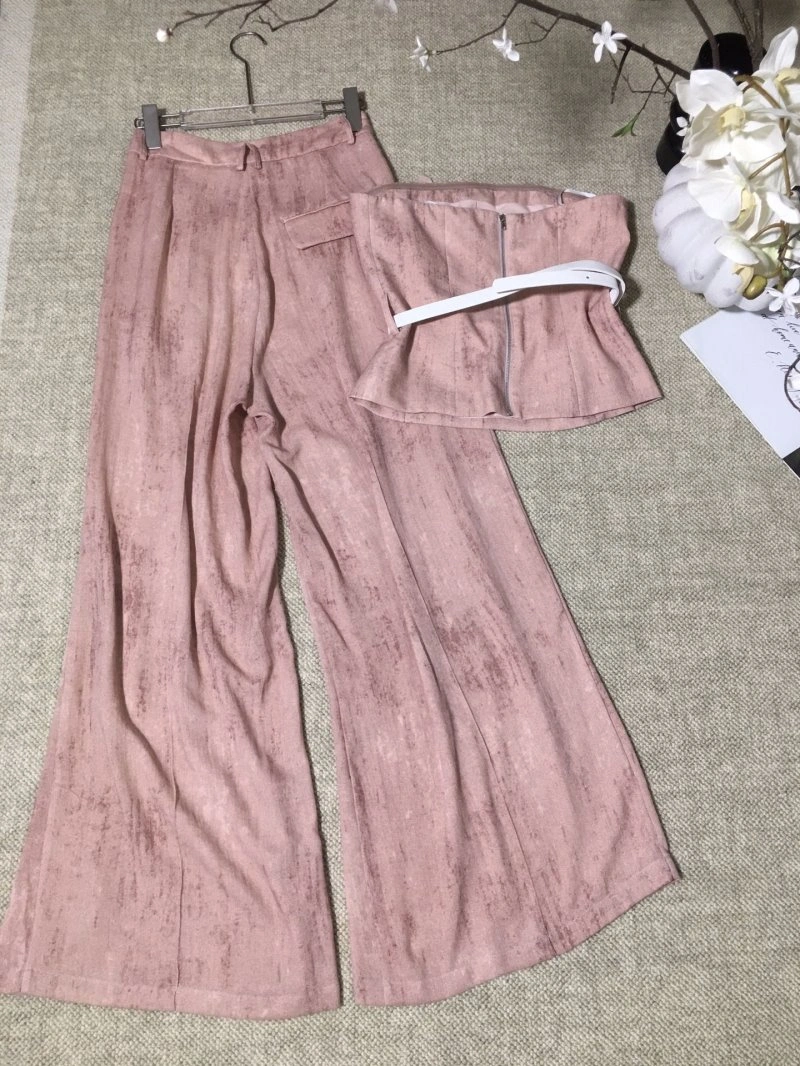 Vibrant Unclassified Brand Long Suits 153746