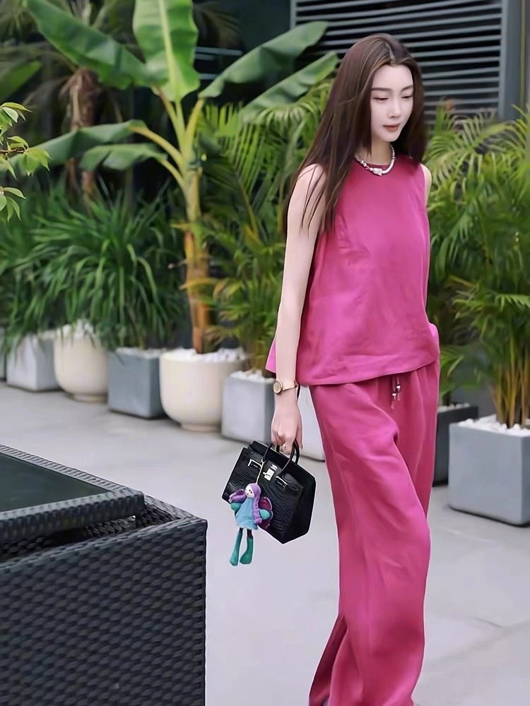 GoAnywhere Unclassified Brand Long Suits 153743