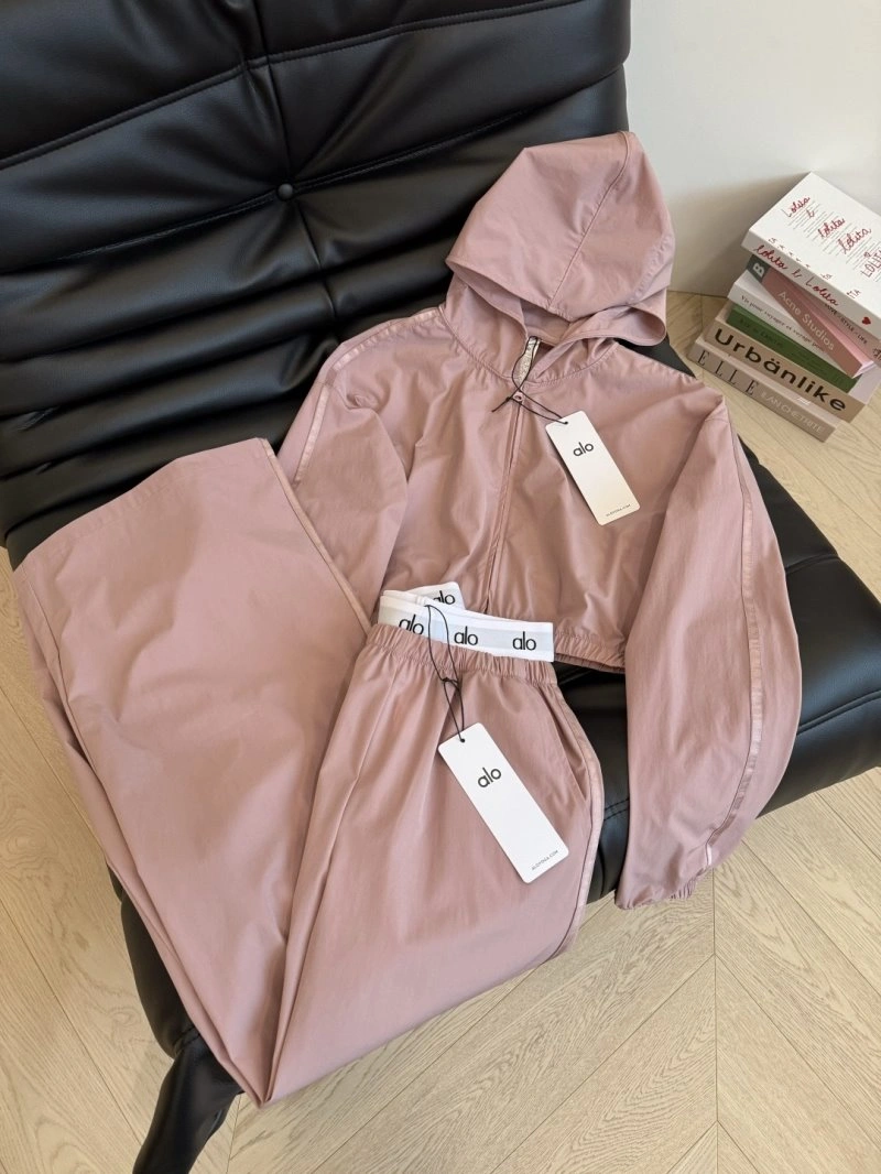 FashionForward Unclassified Brand Long Suits 153701
