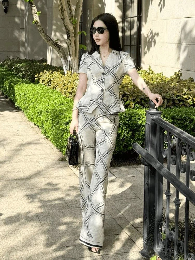 Unclassified Brand Long Suits Seasonal 152616