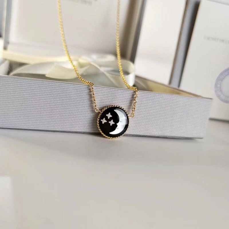 ComfortFit Unclassified Brand Necklaces 213738
