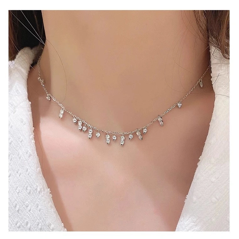 Sophisticated Unclassified Brand Necklaces 213737