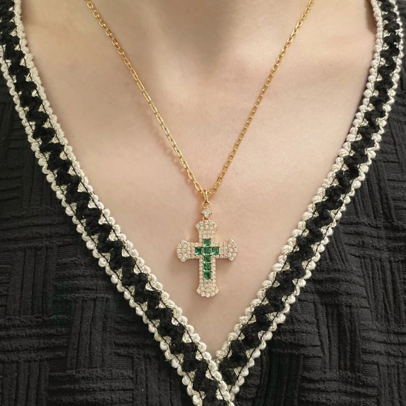 WaterResistant Unclassified Brand Necklaces 213736