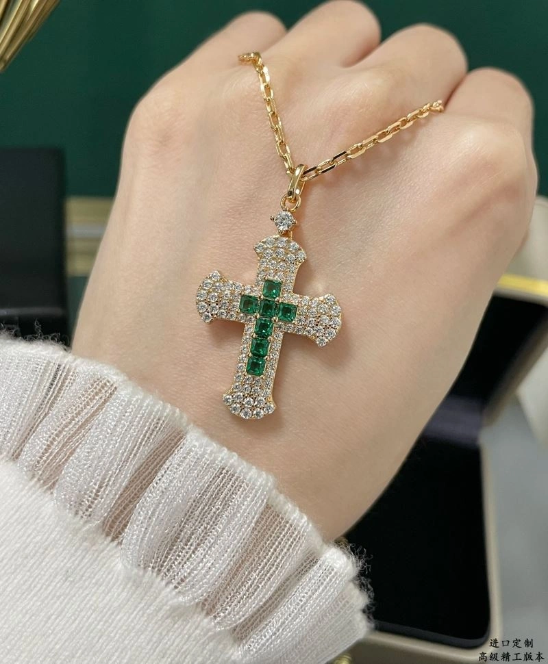 WaterResistant Unclassified Brand Necklaces 213736