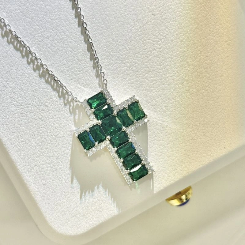Unclassified Brand Necklaces Sporty 213729