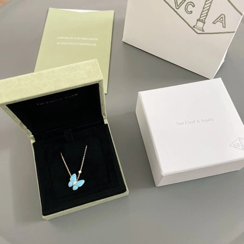 Unclassified Brand Necklaces SoftTouch 213724