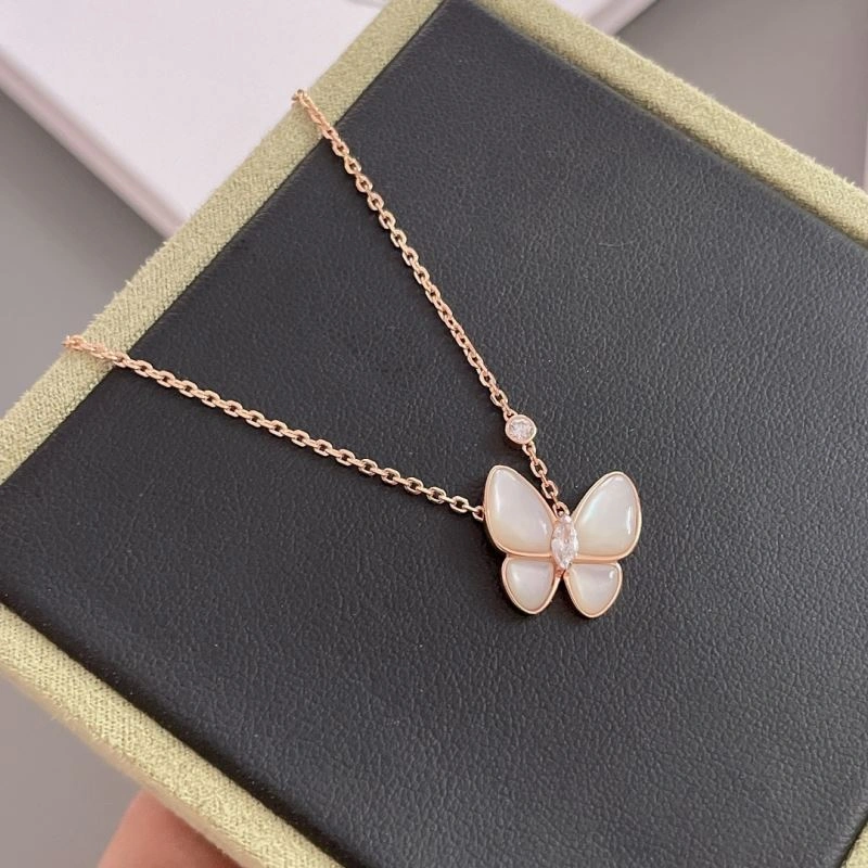 Unclassified Brand Necklaces Refined 213758