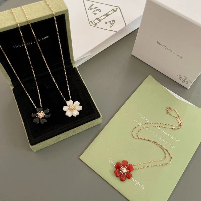 Classic Unclassified Brand Necklaces 213725