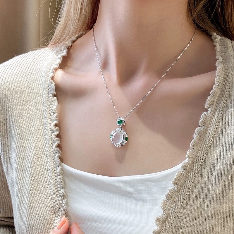 Tailored Unclassified Brand Necklaces 213714