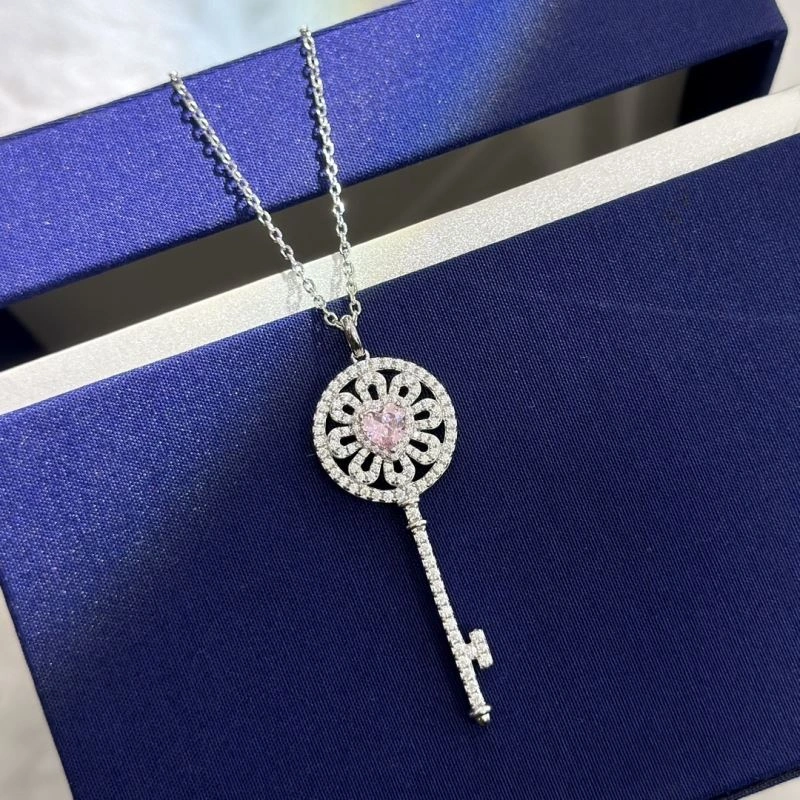 FashionForward Unclassified Brand Necklaces 213701