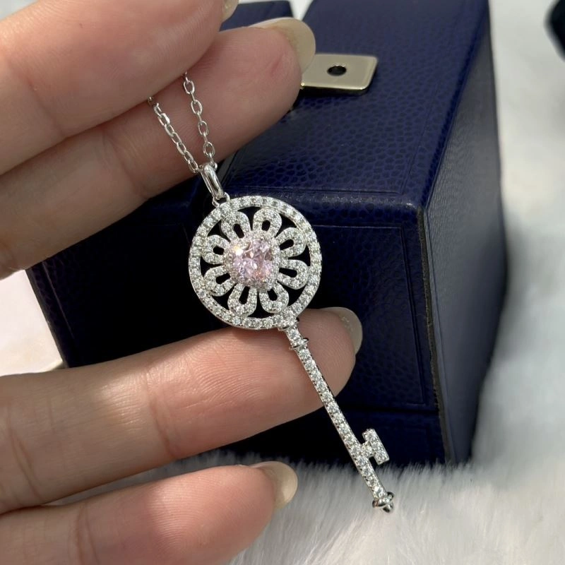 FashionForward Unclassified Brand Necklaces 213701