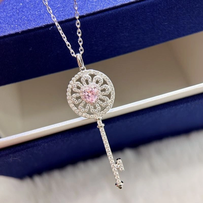 FashionForward Unclassified Brand Necklaces 213701