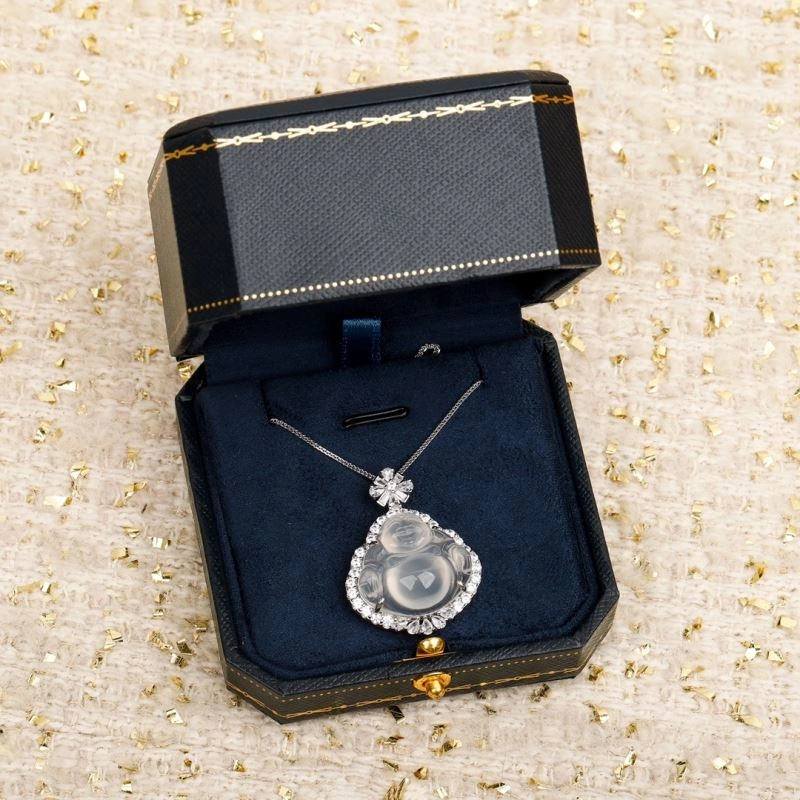 Unclassified Brand Necklaces UrbanChic 213689