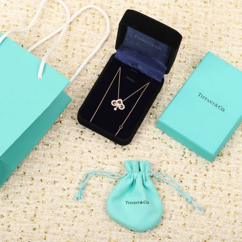 Unclassified Brand Necklaces Lightweight 213290