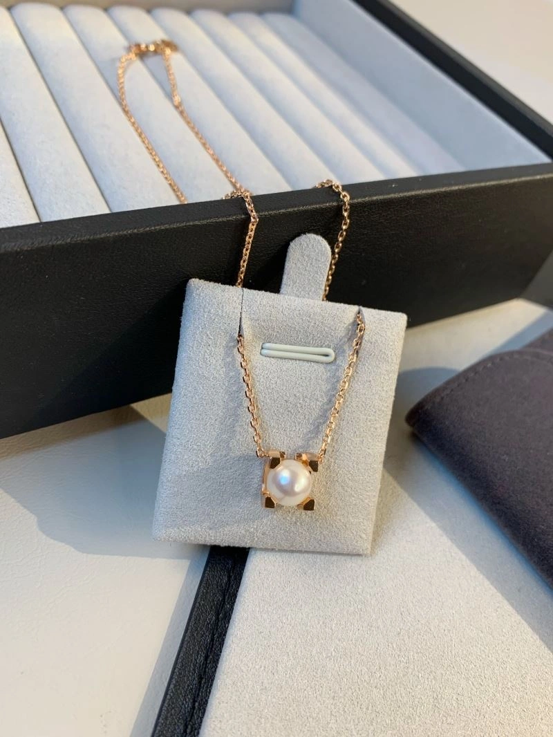 Soft Unclassified Brand Necklaces 213294