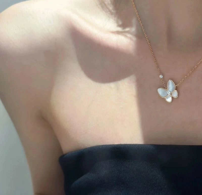 Supportive Unclassified Brand Necklaces 213260