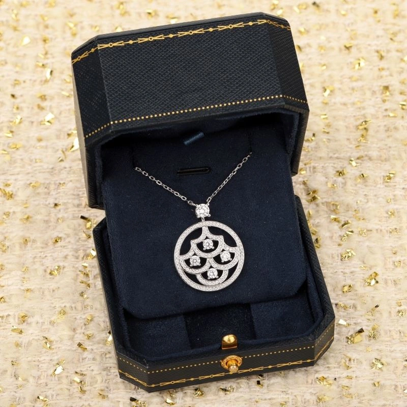HighPerformance Unclassified Brand Necklaces 213254