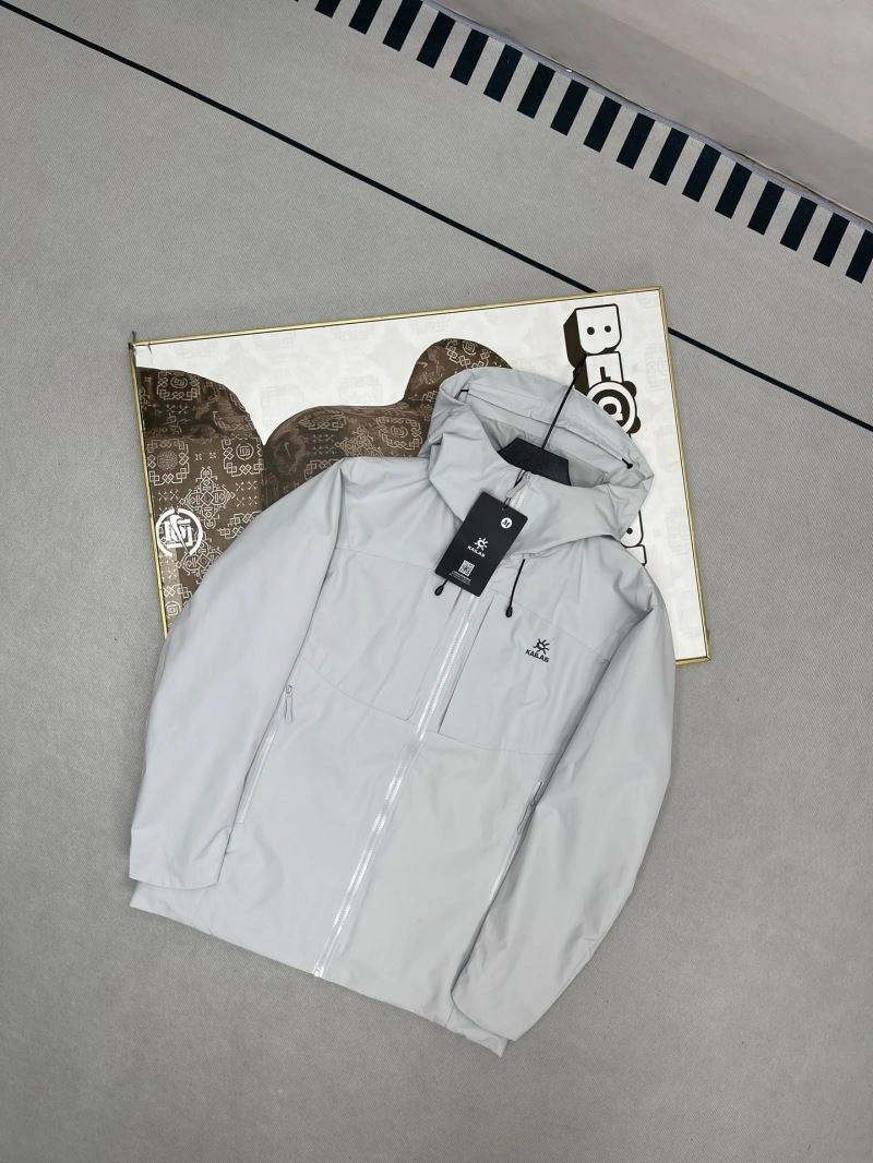 Seasonal Unclassified Brand Outwear 162420