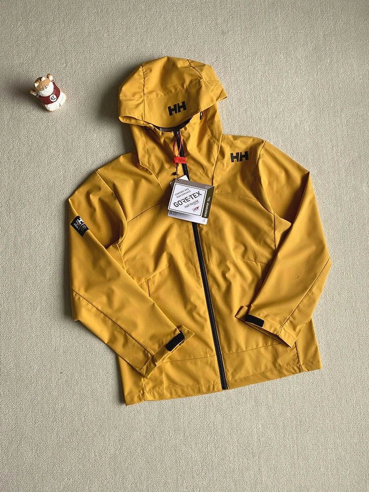 Resilient Unclassified Brand Outwear 162384