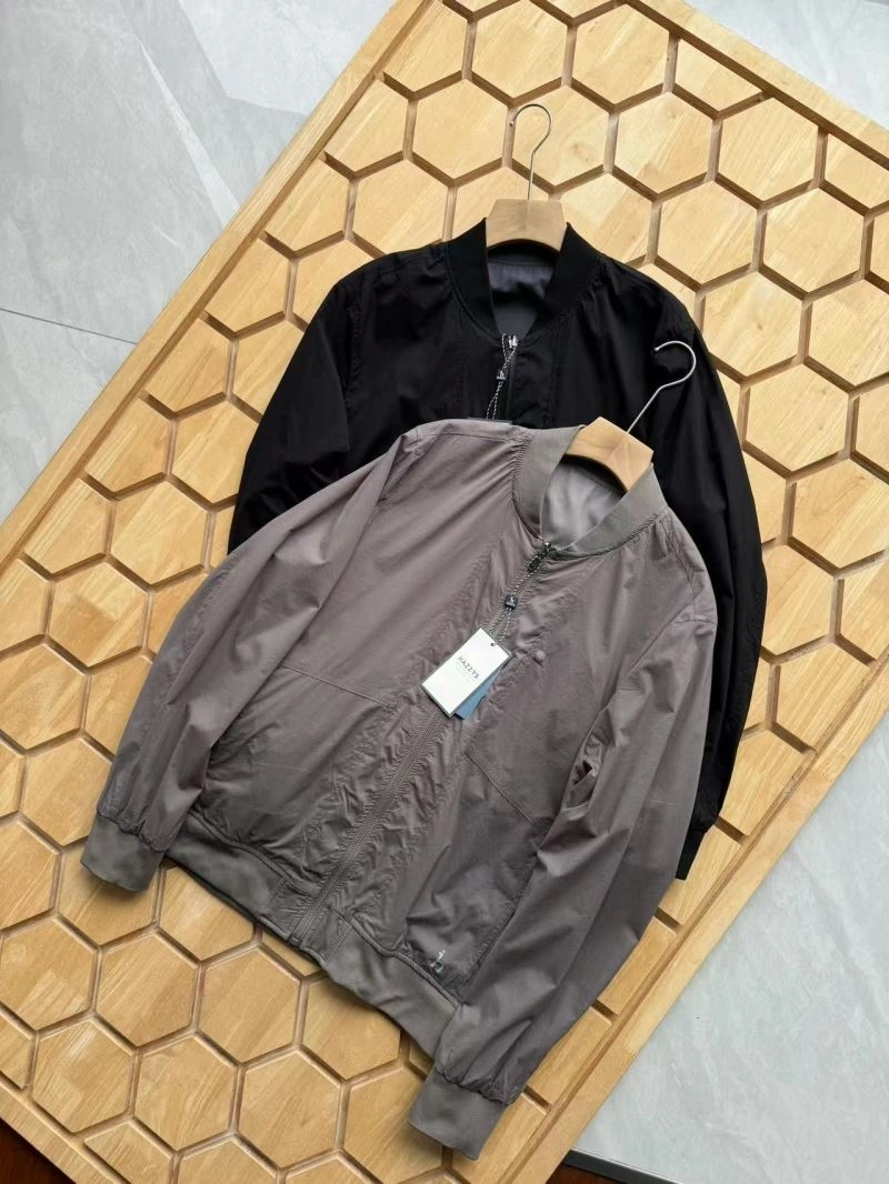 Unique Unclassified Brand Outwear 162383
