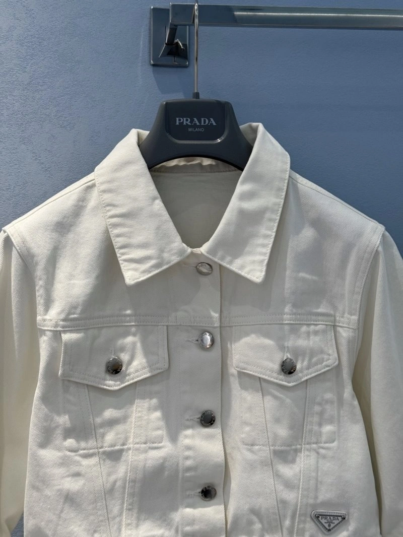 GoAnywhere Unclassified Brand Outwear 150554