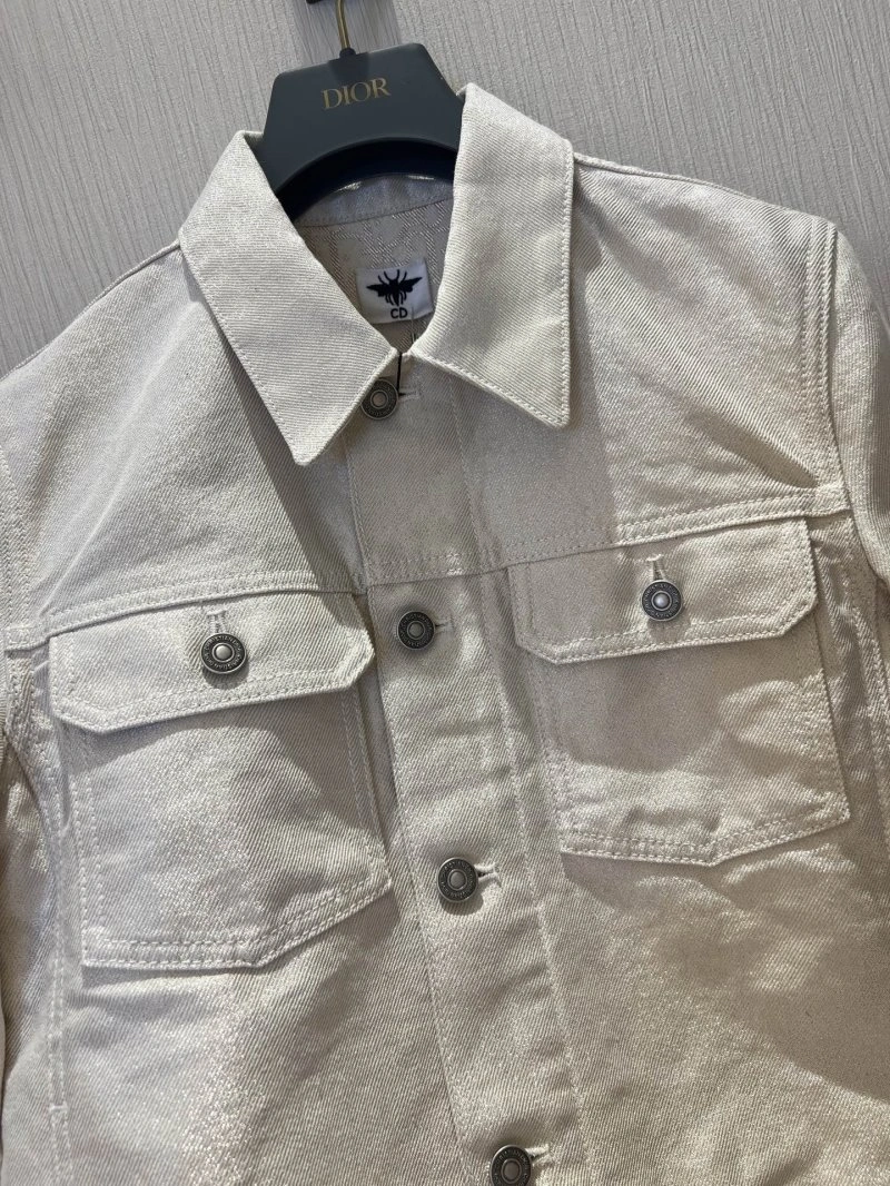 AllSeason Unclassified Brand Outwear 150523