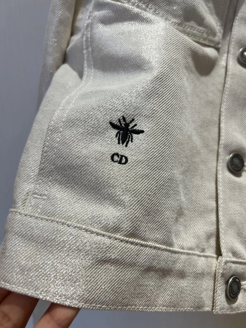 AllSeason Unclassified Brand Outwear 150523