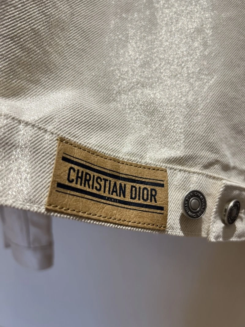 AllSeason Unclassified Brand Outwear 150523
