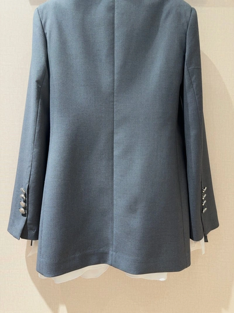 Vibrant Unclassified Brand Outwear 155602