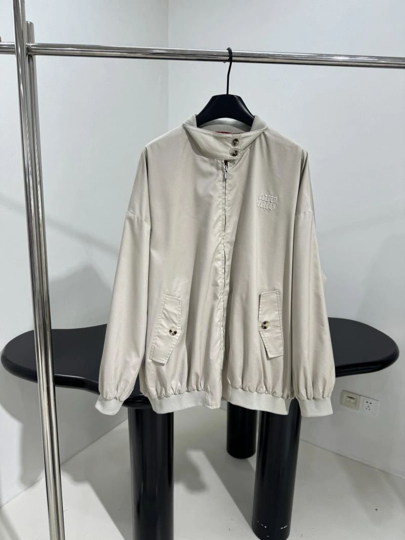 UrbanChic Unclassified Brand Outwear 155510