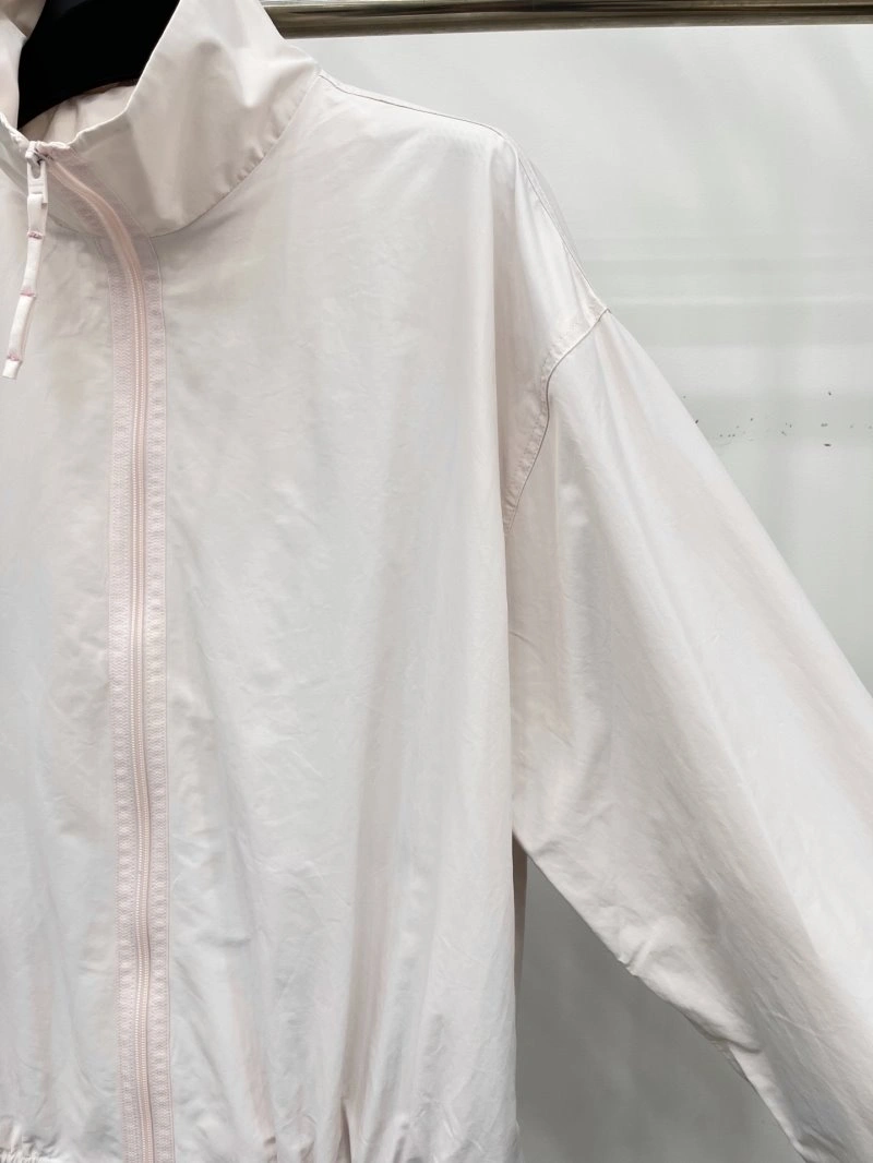 ModernLook Unclassified Brand Outwear 155550