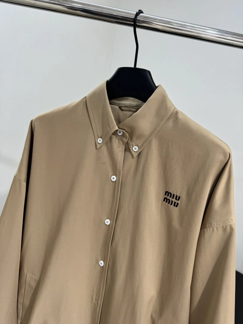 Functional Unclassified Brand Outwear 155507