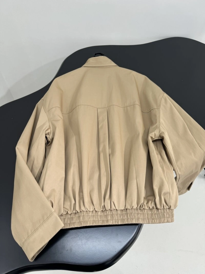 Functional Unclassified Brand Outwear 155507