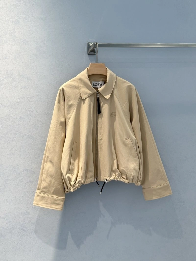 Bold Unclassified Brand Outwear 155499