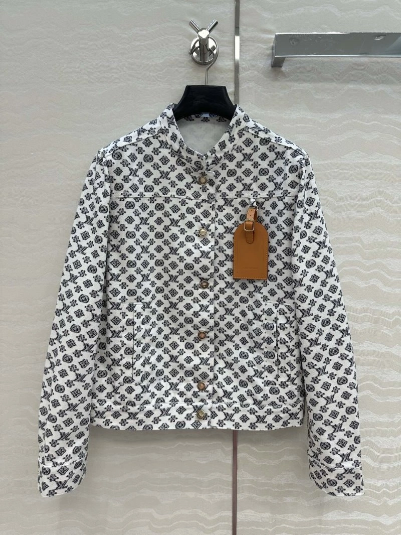 Compact Unclassified Brand Outwear 155493