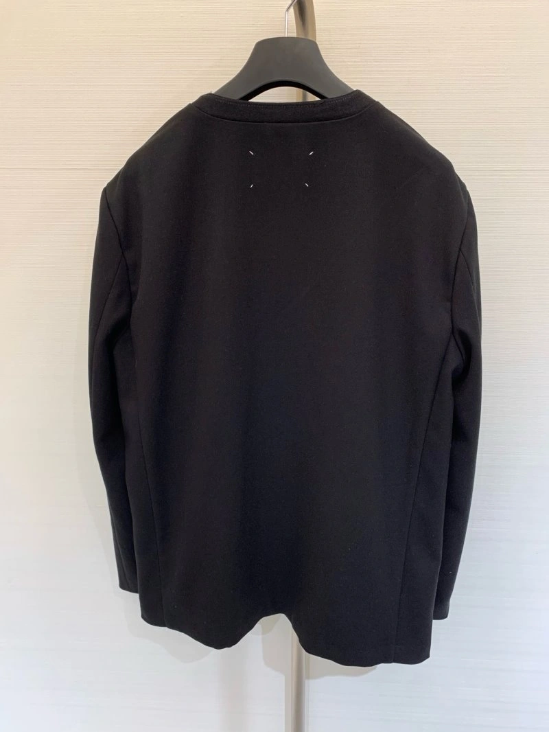 HighPerformance Unclassified Brand Outwear 147540