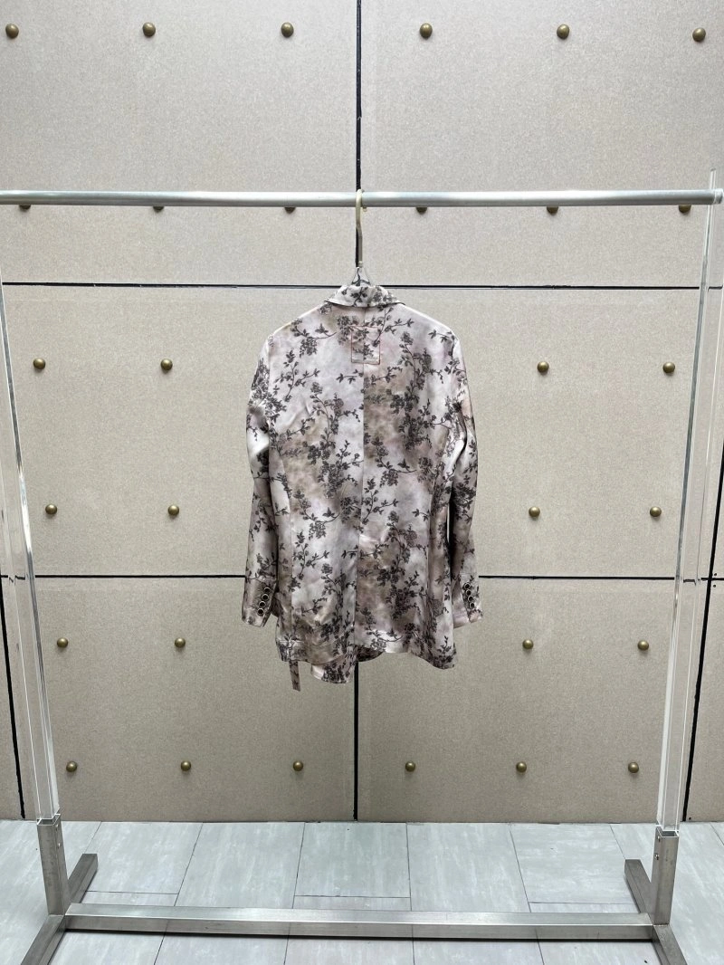 Seasonal Unclassified Brand Outwear 147558