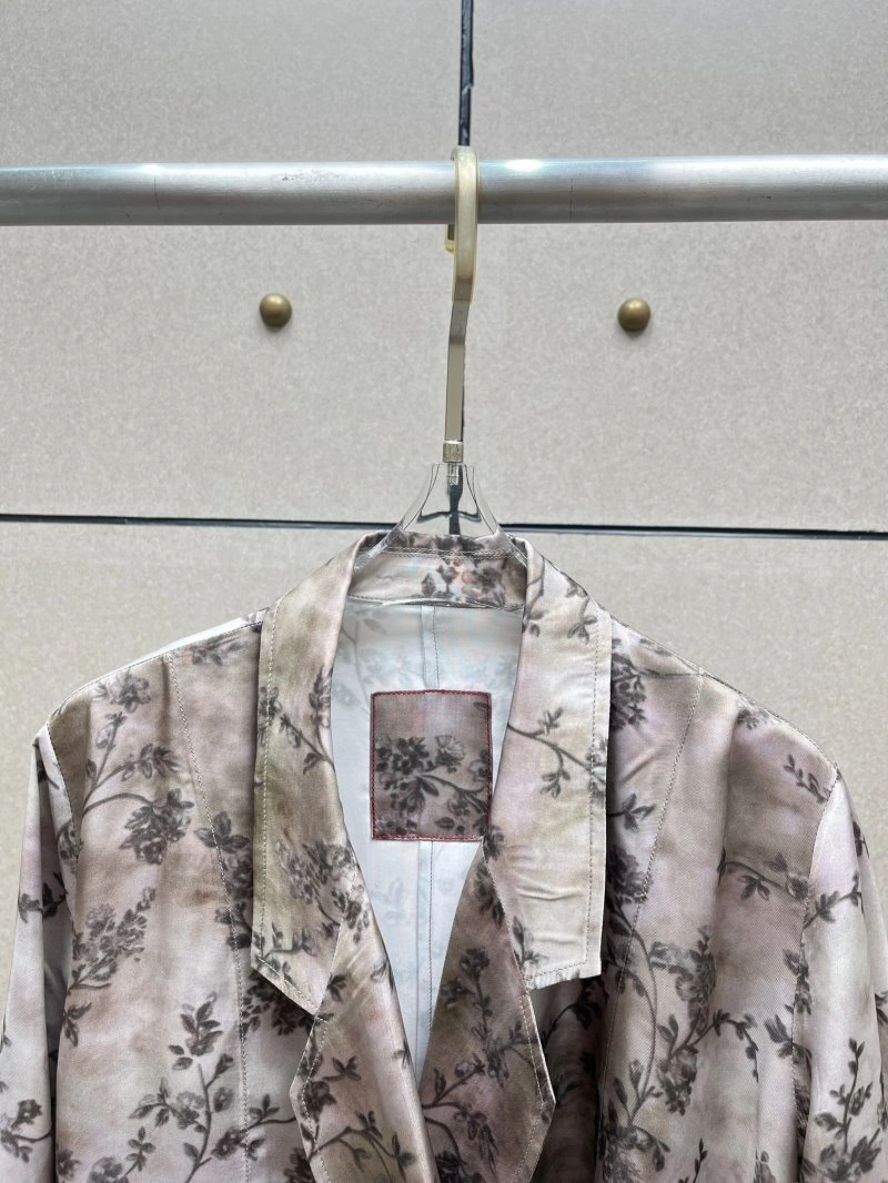 Seasonal Unclassified Brand Outwear 147558