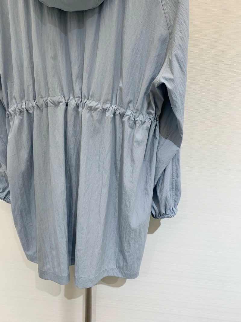 Unclassified Brand Outwear FashionForward 147548
