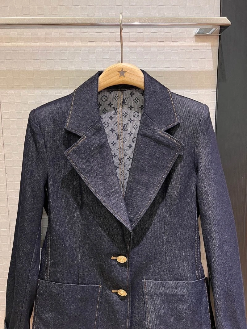 Efficient Unclassified Brand Outwear 147557