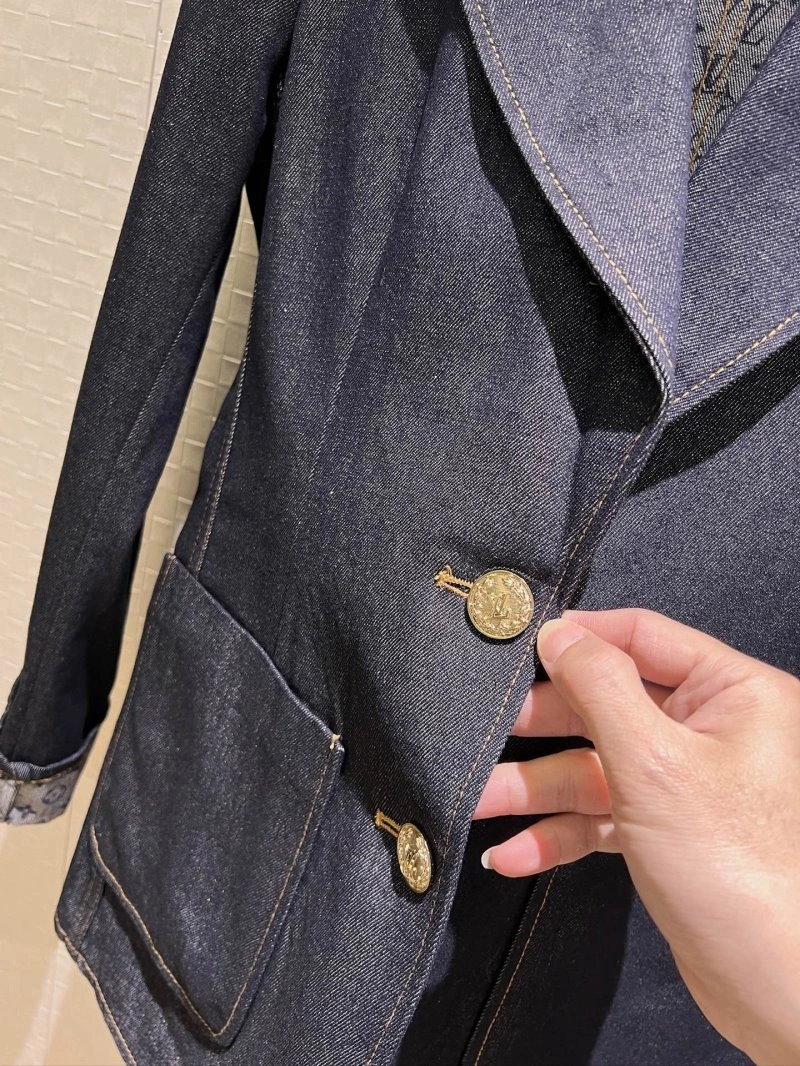 Efficient Unclassified Brand Outwear 147557