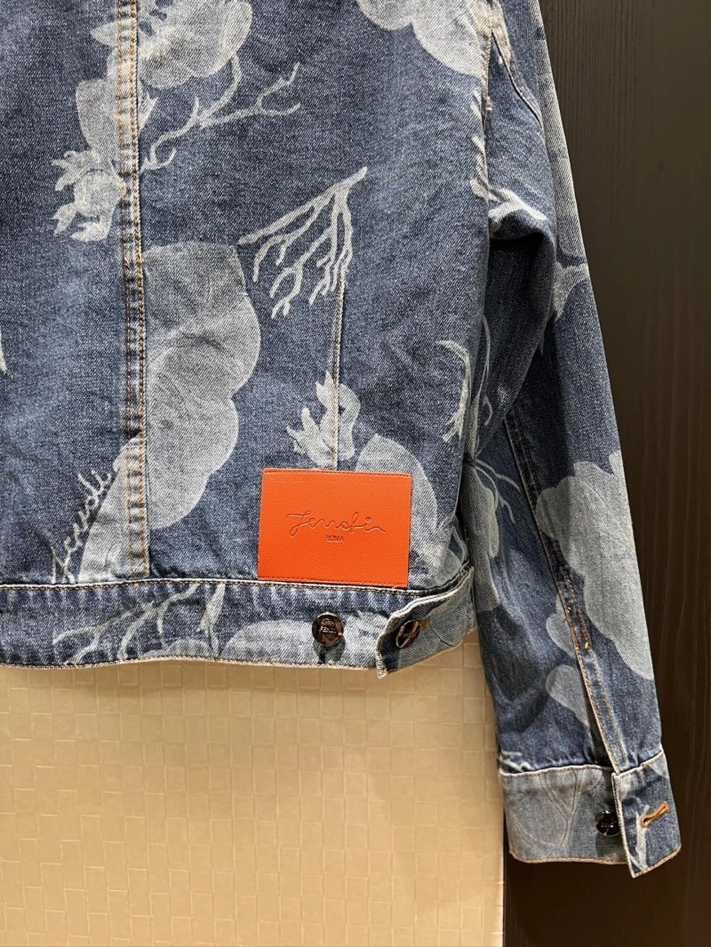 Unclassified Brand Outwear Casual 147522