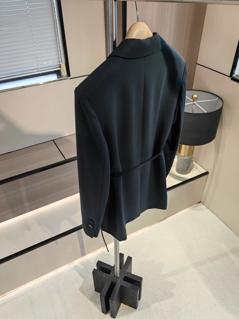 Fashionable Unclassified Brand Outwear 147519