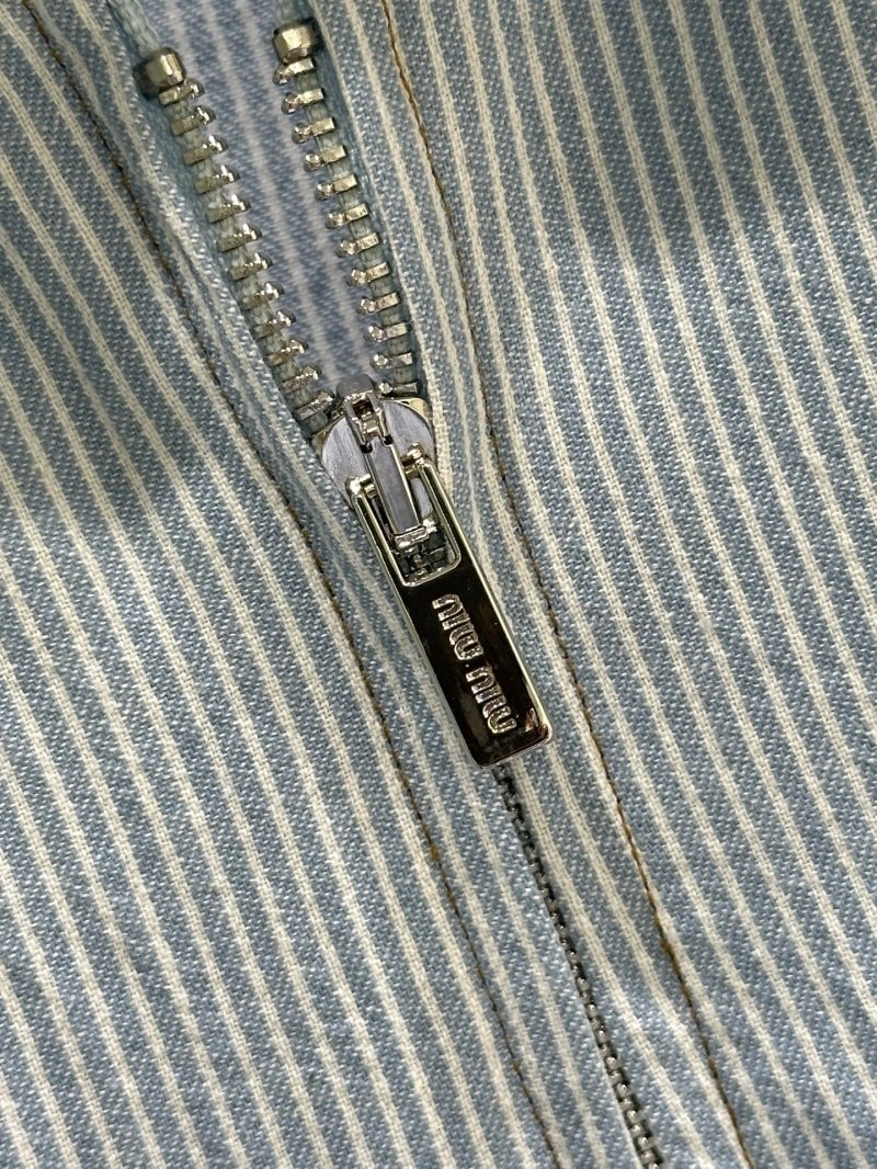 Comfortable Unclassified Brand Outwear 153714
