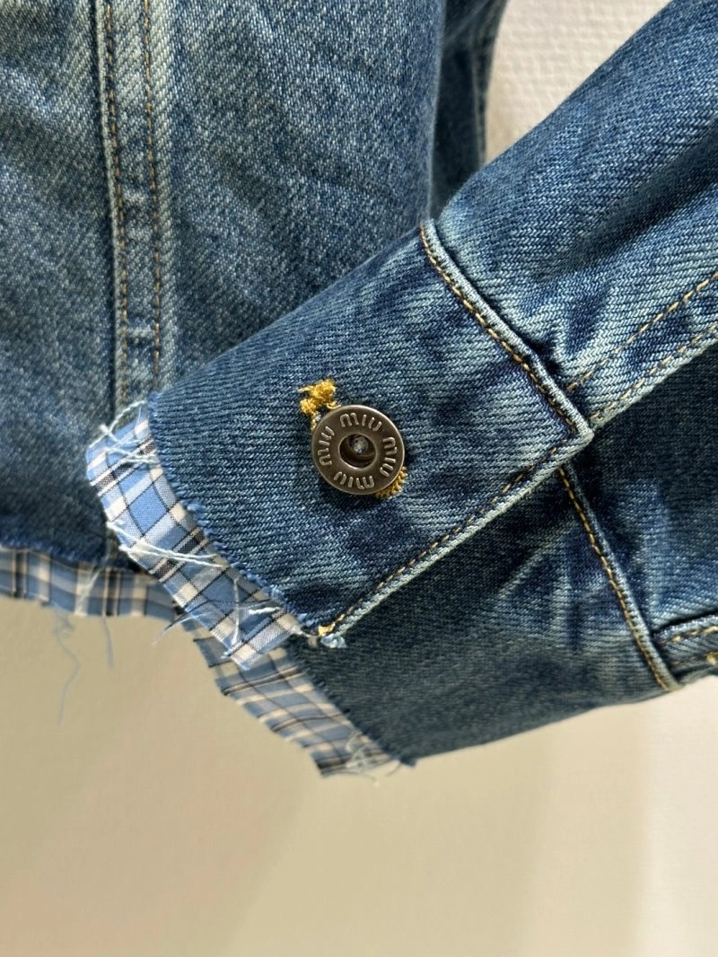 Upgraded Unclassified Brand Outwear 152599