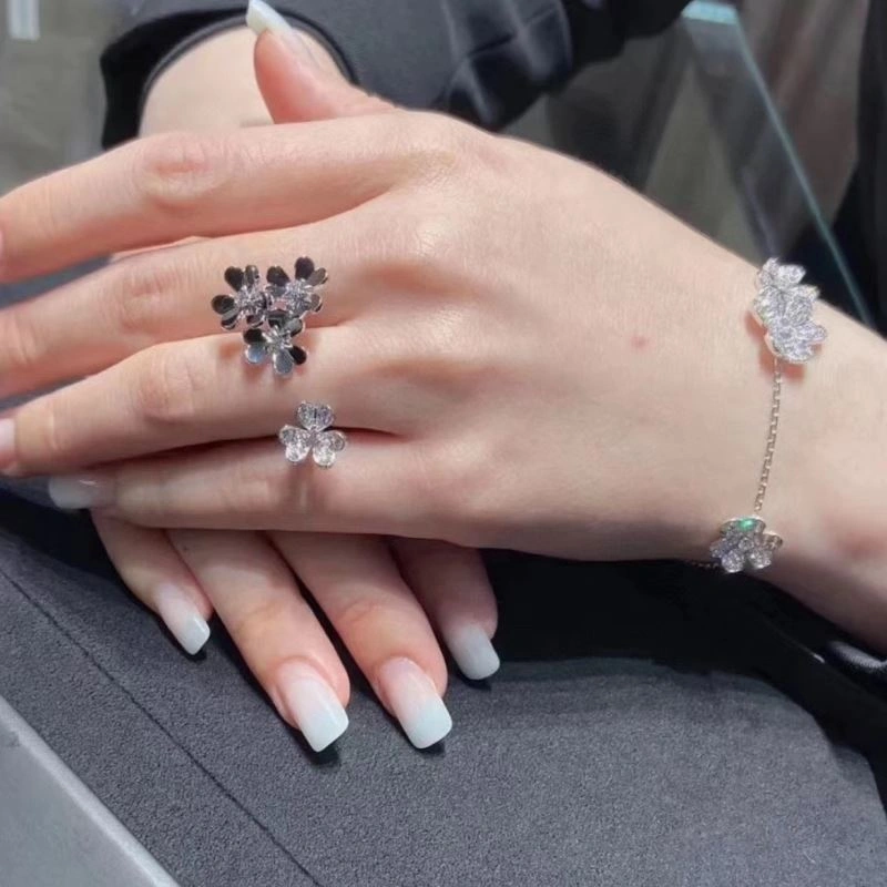 Unclassified Brand Rings FashionForward 213684